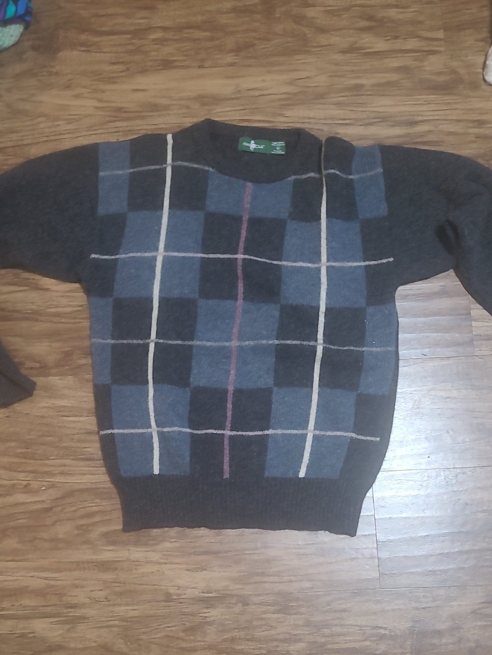 Hunt Club Men's Charcoal Gray Crewneck Sweater with Blue Argyle